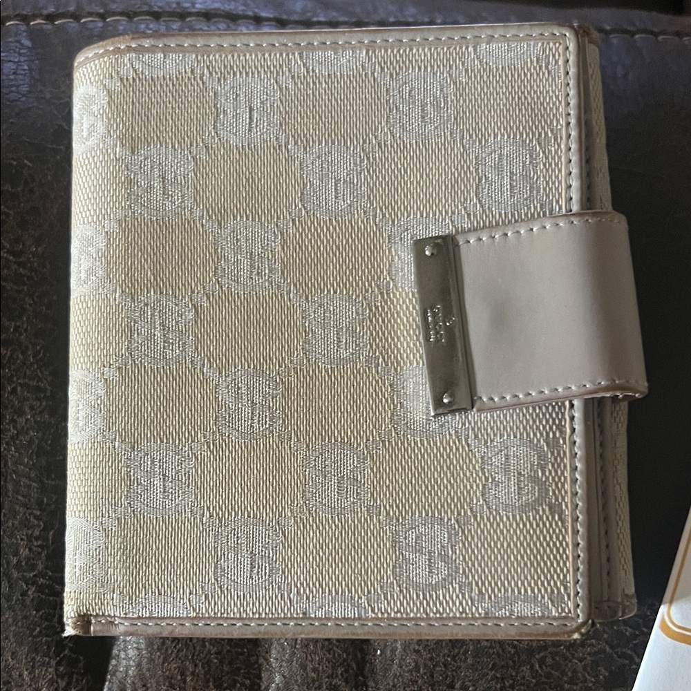 Gucci GC Canvas Wallet